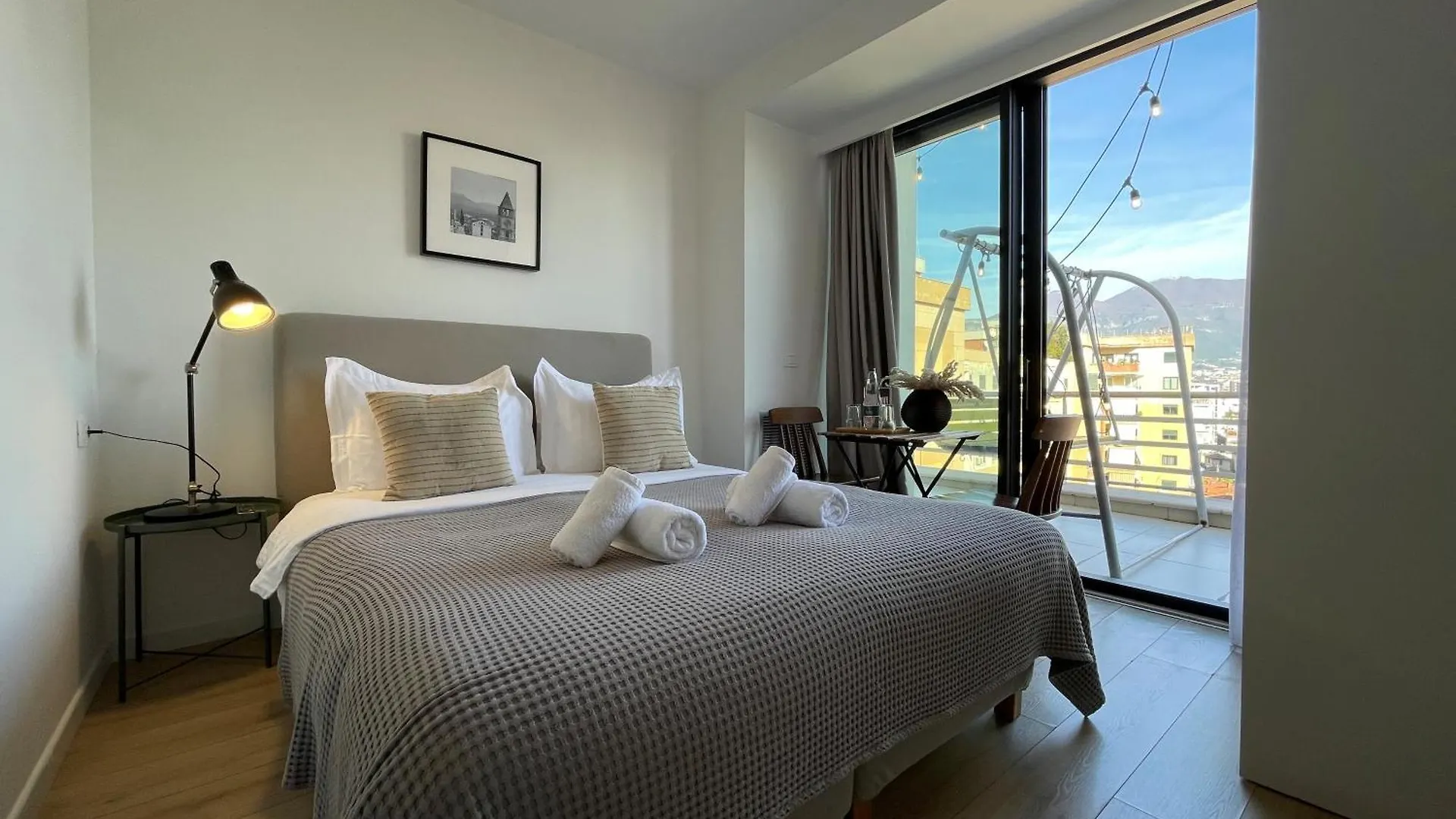 Rooftop Tirana - Choose Balkans Aparthotel